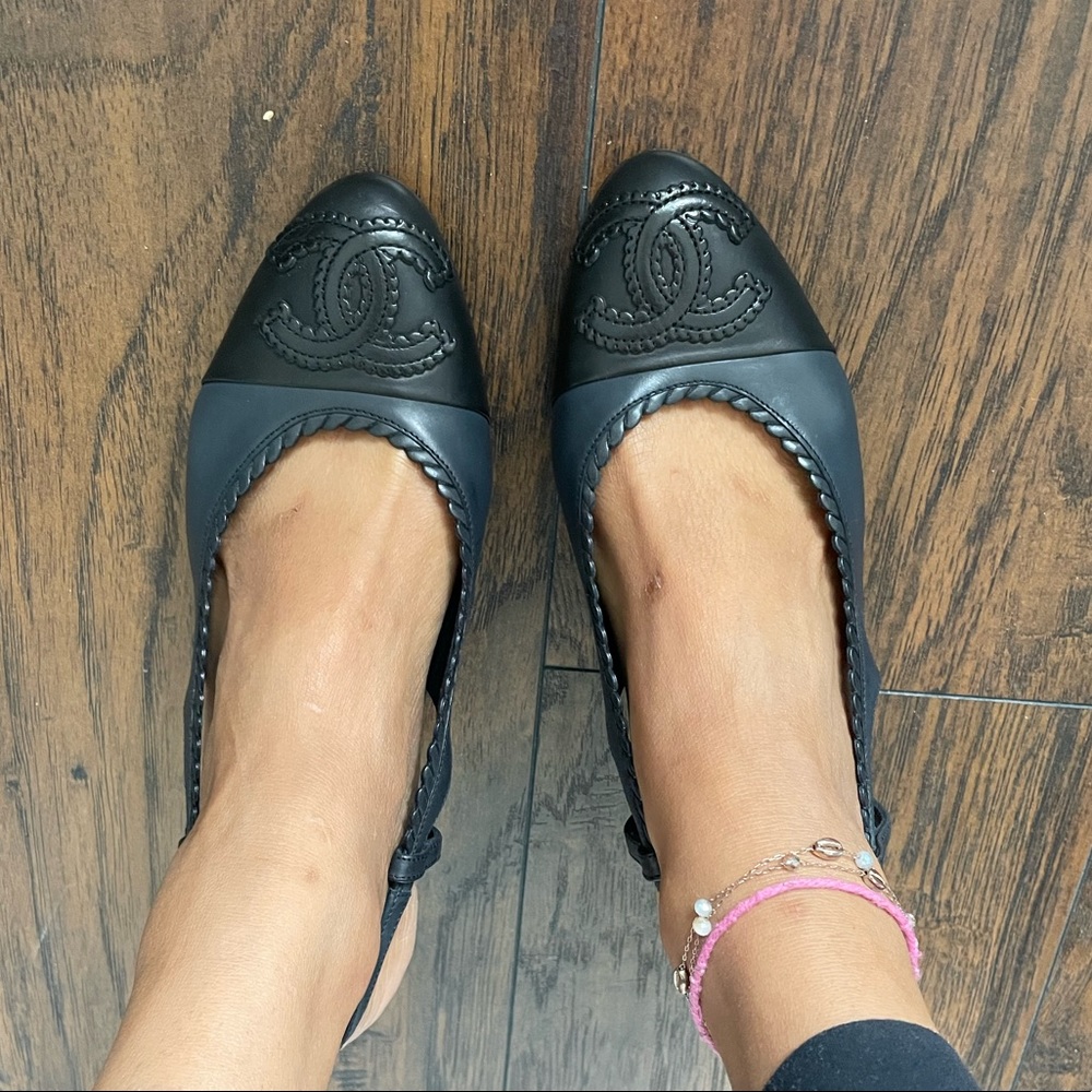 Authentic Chanel sling-back pump / kitten heel